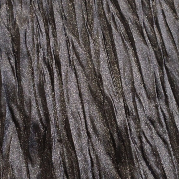 GIRL CODE sain skirt - Picture 2 of 4